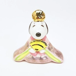 スヌーピーの雛人形を今年も発見。創業300年の老舗『吉徳』の自信作。今風の色合いです。