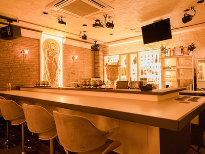 pPv4YMEp5ZZYp8UqQXIE.jpg?w=940&h=940