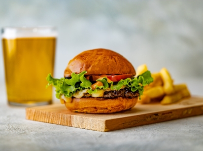 pU0U5lCYzHs4kDYgDog7.jpg?w=940&h=940