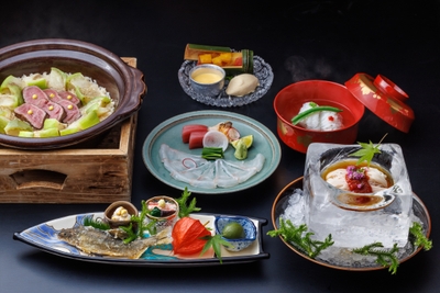 pU19fd7tkFQADV0VJMS2.jpg?w=940&h=940