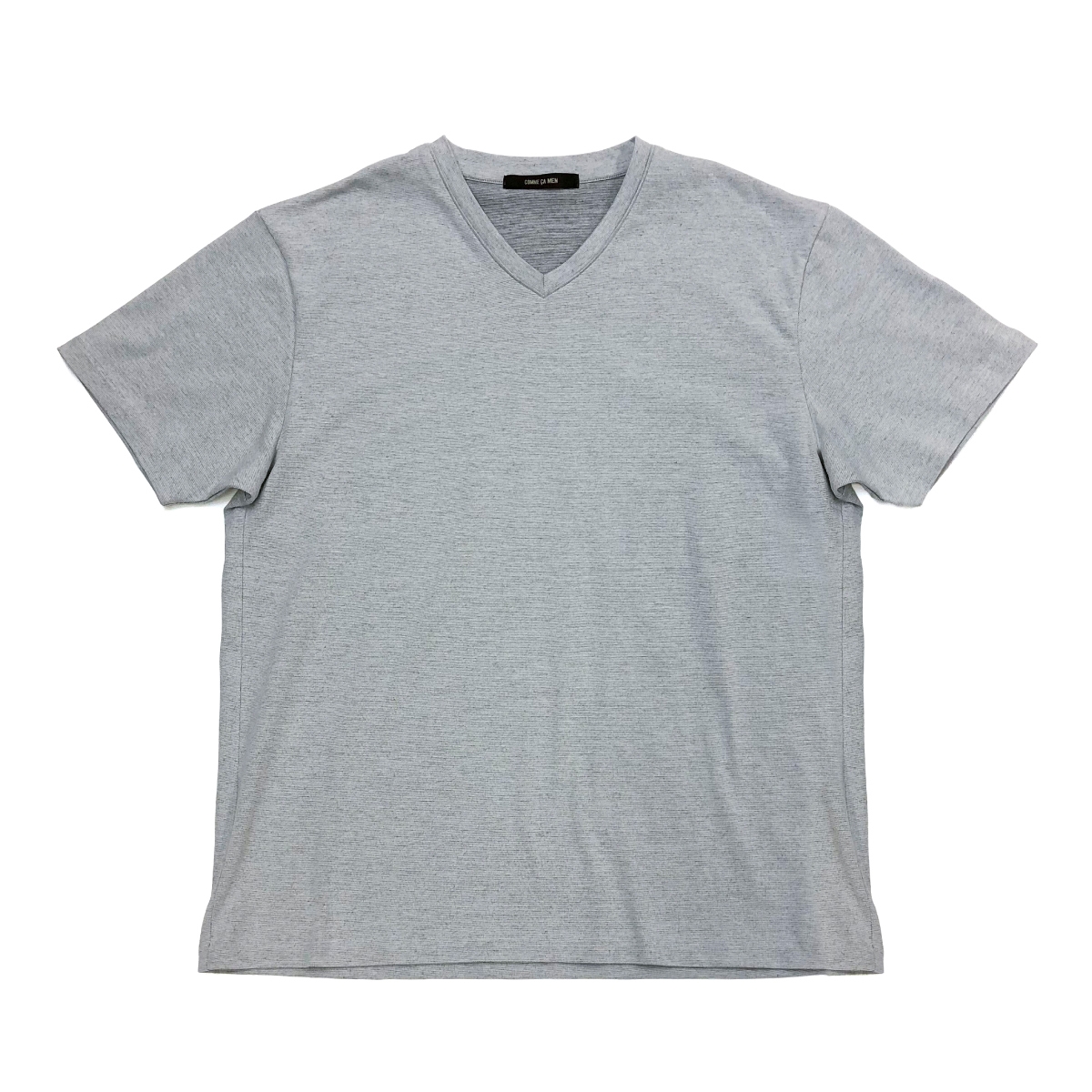 VネックTシャツ 12,100円(税込)