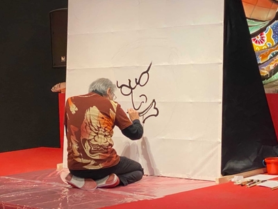 pWAS6B9dsb2CPSPhajfm.jpg?w=940&h=940