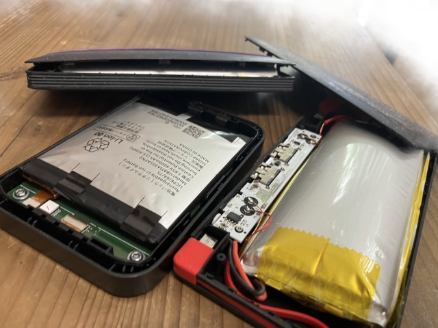 膨らんだバッテリー