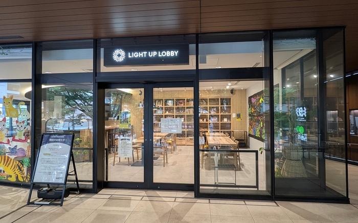 会場のLIGHT UP LOBBY GALLERY