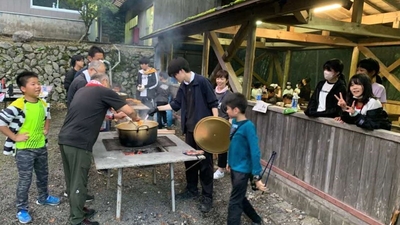 pZtvgX7MNPrraPJ3PSlb.jpg?w=940&h=940