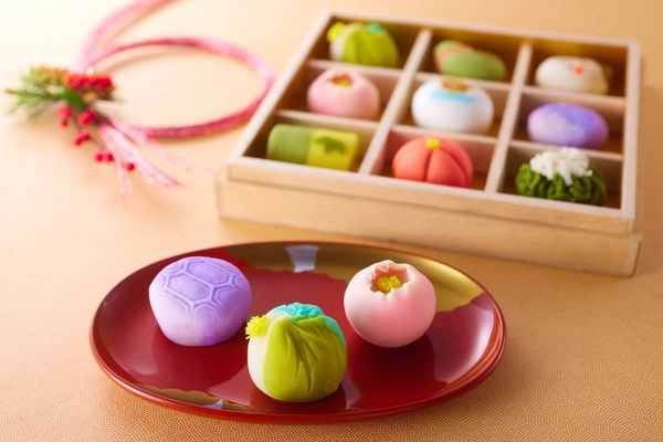 餡を5種の宇治茶にしたお茶屋ならではの上生菓子 「宇治茶 京菓子おせち」12月23日(火)よりお届け開始