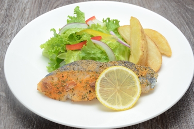 白身魚の香草焼き ※イメージ