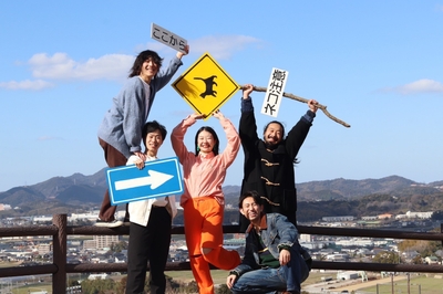 peda2wGmAIynJo9kTbit.jpg?w=940&h=940