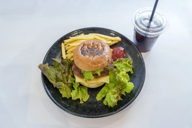 ニジゲンノモリ『デストロイア誕生30周年企画』 「ゴジラ迎撃作戦」デストロイアコラボメニュー 3月13日（木）より発売中