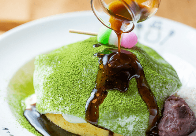 もちもち抹茶大福パンケーキ 1,300円(税込)