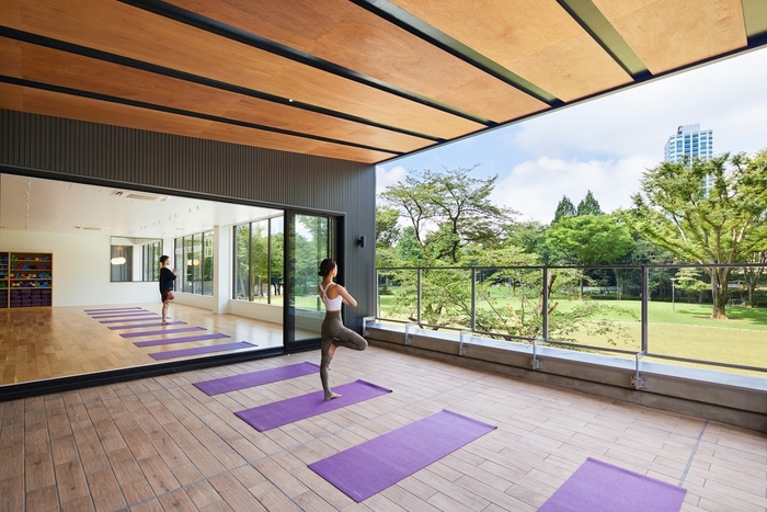 PARKERS TOKYO ©2020 Nacása & Partners Inc.