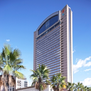 pibBtld419OnQw6xLRLJ.jpg?w=940&h=940