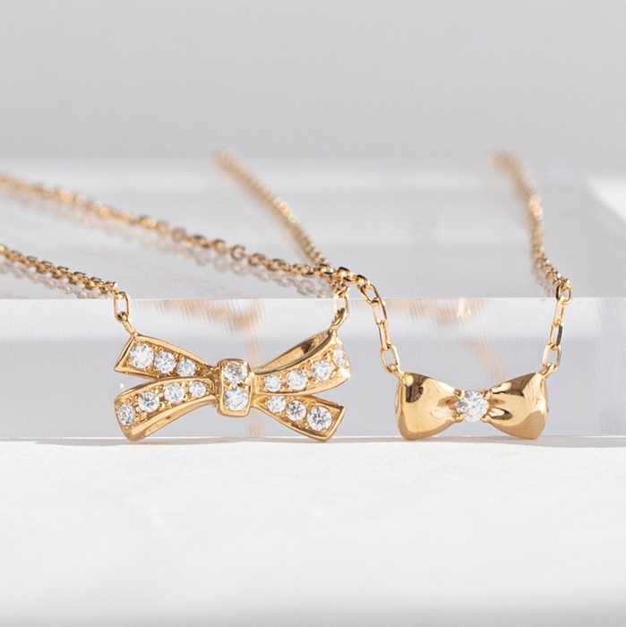 入賞者に贈られるK18/天然ダイヤモンドジュエリー