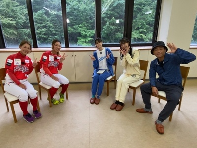 pocPLEpSsYW2v7vD4ud0.JPG?w=940&h=940