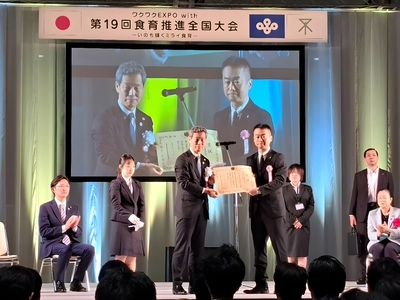 prlmU8zkFzo0lkWWCfjN.JPG?w=940&h=940