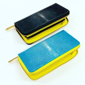 大人気のラウンドファスナー長財布　66,000円（税込）