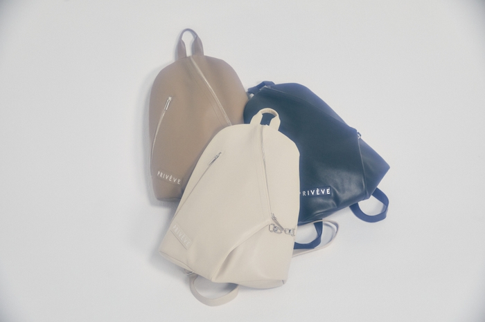 THE VEGAN LEATHER DESIGN BACKPACK ¥ 15,730 (税込)BLACK/IVORY/BEIGE