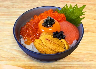 pvvrGTp5NLFoThWjt7UX.jpeg?w=940&h=940