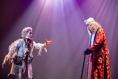 pzmkpTQ2NtKhMMxrCD0f.jpg?w=940&h=940