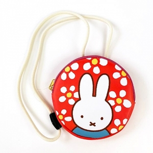 pzshJ9Olw0Dz2fpvQasP.jpg?w=940&h=940