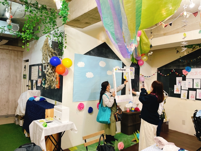 絵本の学校　東京校　卒業制作展示会の様子１