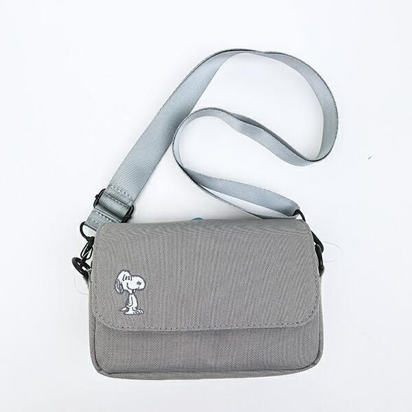 スヌーピーのショルダーバッグ