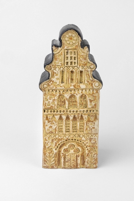 04リサ・ラーソン 「薄茶色の家屋」 1980年代から1990年代 リサ・ラーソン蔵 (C)Lisa Larson/Alvaro Campo