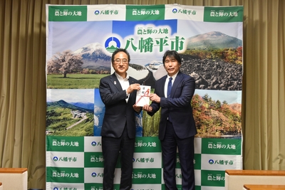 q3DodqpOhiKEiENrFSbZ.jpg?w=940&h=940