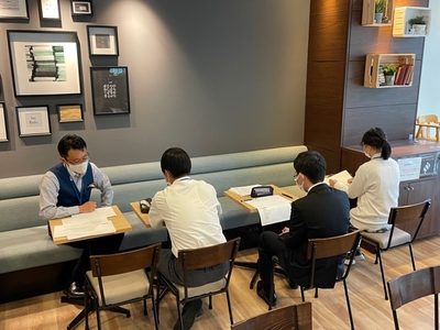 q4Dz14ESs6kXG9EMFVdx.jpg?w=940&h=940