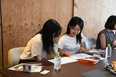 q4QtDyo2lyiwvfqXUito.jpeg?w=940&h=940