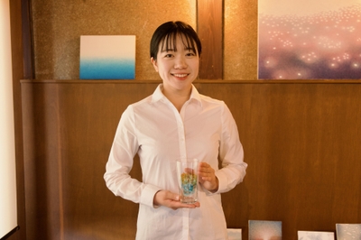 長浜在住のアーティスト「仁藤里誉渚」。発酵カフェ＆アトリエ コナレルにて制作活動中。