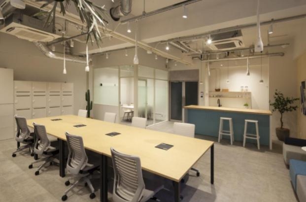 【初期費用を75%以上削減可能！？】カウンター付き、おしゃれ居抜きオフィスの募集がでました