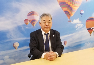 qCc8nJkJ0trHHjWoy5eR.jpg?w=940&h=940