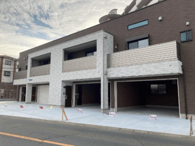 西武グループの賃貸ガレージハウス「エミベース 入間 鍵山」竣工 2022年2月8日（火）より内覧受付を開始!!