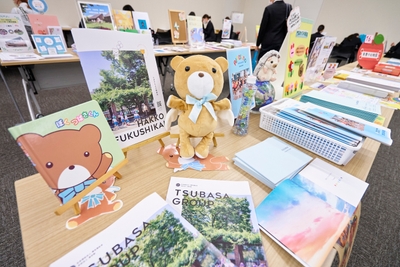 qGdP55MQdFisNOrF3z19.jpg?w=940&h=940