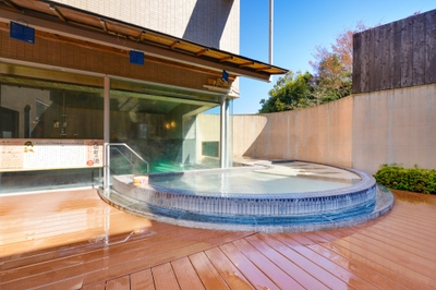 qIanxb1YP03QZE5PXcAi.jpg?w=940&h=940