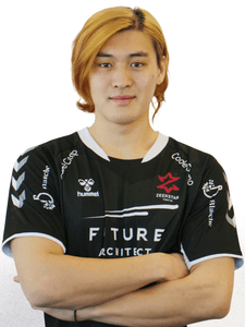 qM5pxUTTJfeSzdRhAke2.png?w=940&h=940