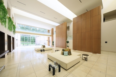 qMwOVKrWb2yCJ7w9meKt.jpg?w=940&h=940