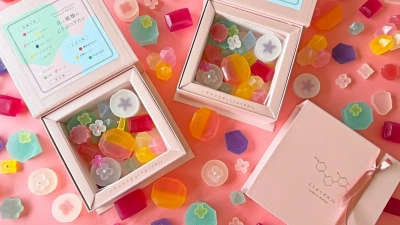 母の日ギフトにおすすめ！宝石や鉱物みたいな琥珀糖がきらめく「花と鉱物のこうぶつヲカシ」4月28日より販売開始