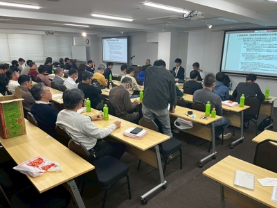 qOOo8gjcI1JlBRoFiCii.jpg?w=940&h=940