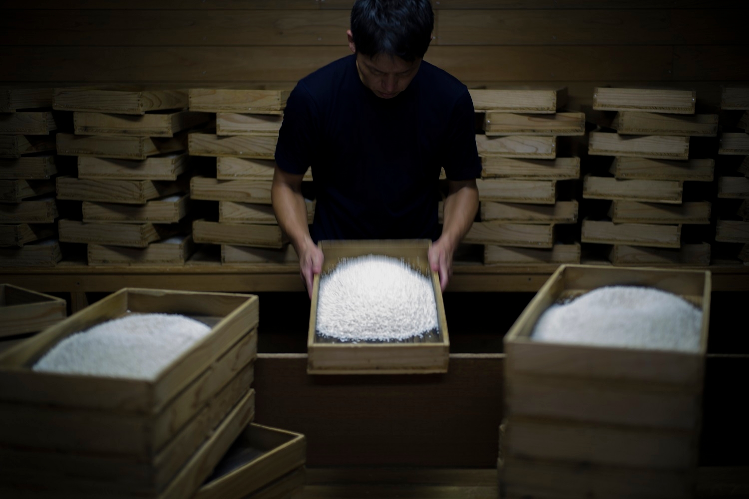 【界 霧島】～職人、生産者と行うご当地文化体験「手業(てわざ)のひととき」・冬～「杜氏から教わる本格焼酎と醸造蔵見学」開催｜期間：2022年2月3日～3月24日