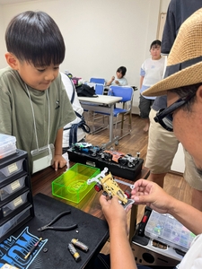 qRReBTeUBIjdLaM50a1I.jpg?w=940&h=940