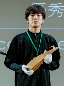 qRzDKRZRfSUoDuqI52cD.jpg?w=940&h=940