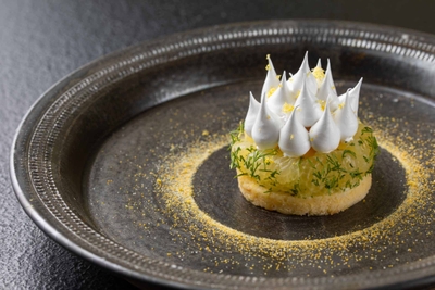 qVyHGGsofKHfpUhaEUeZ.jpg?w=940&h=940