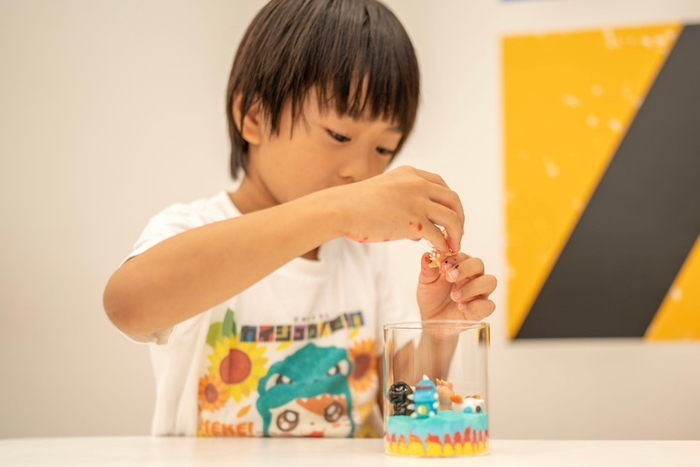 ▲世界に1つだけの「ゴジラキャンドル」をつくろう!