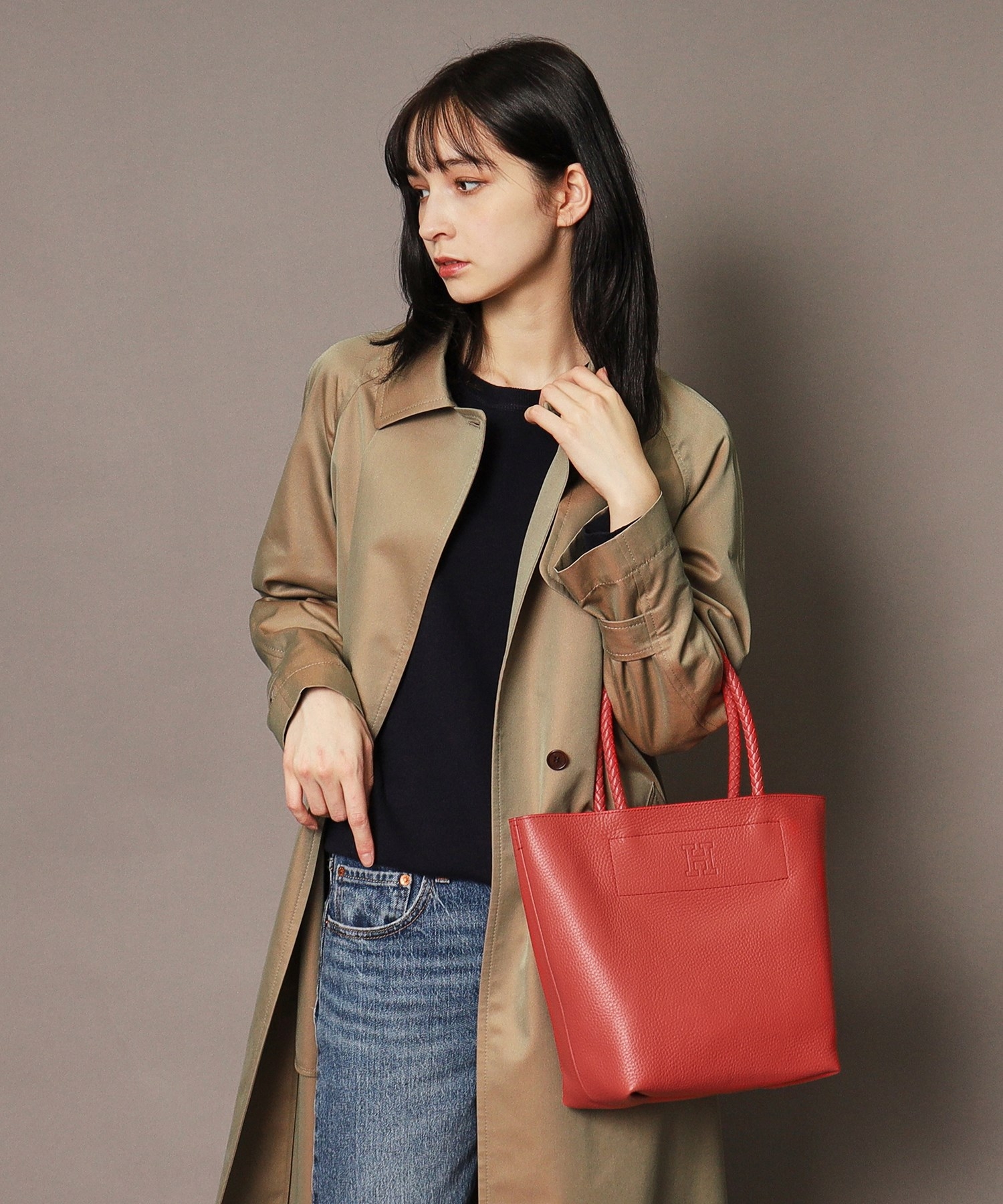 レザートートバッグ M 本革 ¥46,200(税込)