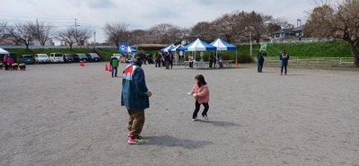 前回の凧揚げの様子