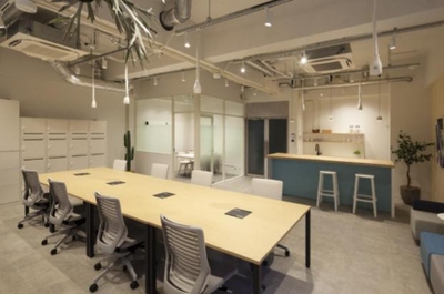 qdKKHNCKOl7Zqez7KYnP.jpg?w=940&h=940