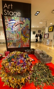 qeqyqwIWkheiPFqklckg.jpg?w=940&h=940