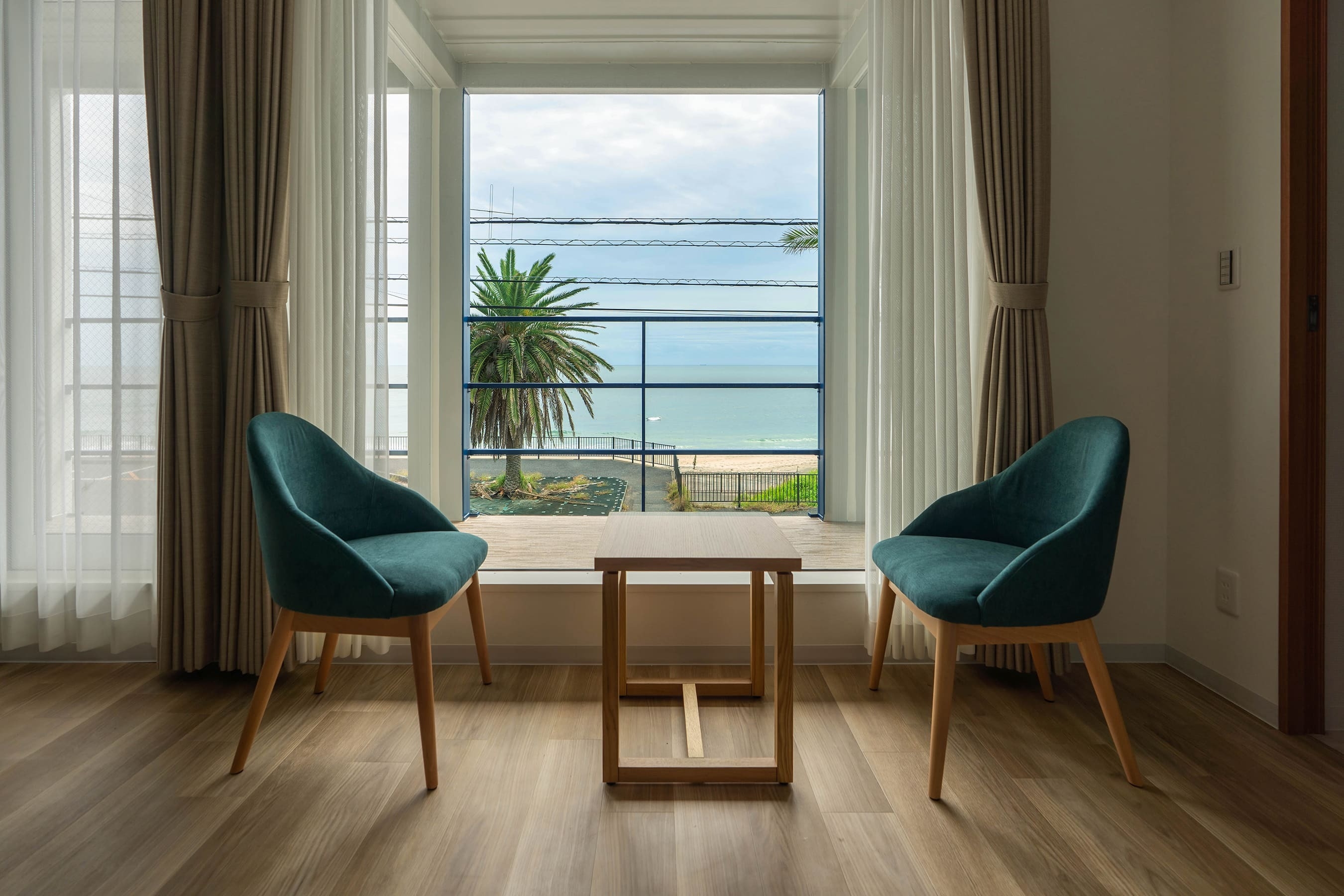 客室(メゾネットルーム:2階)